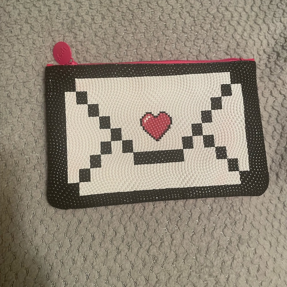 Mailbox Ipsy bag